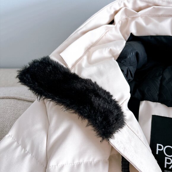 99% NEW ARITZIA POWDER PARKA, SIZE M - Picture 12 of 13